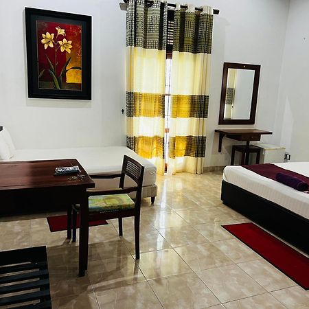 Sobaya Residence Ambalantota Exterior photo