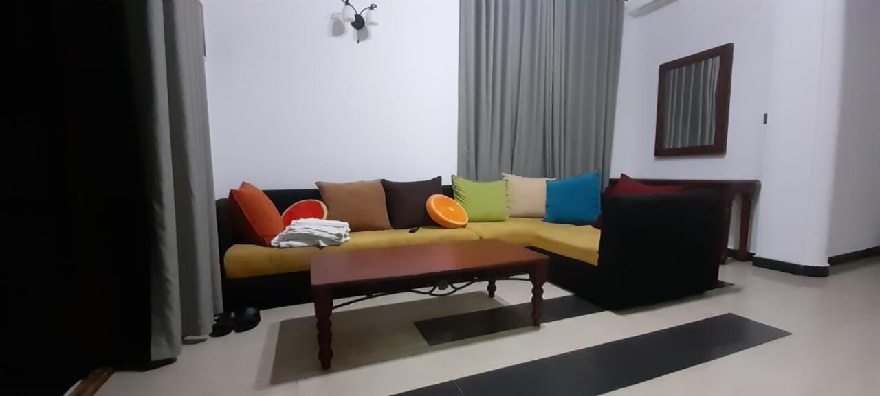 Sobaya Residence Ambalantota Exterior photo