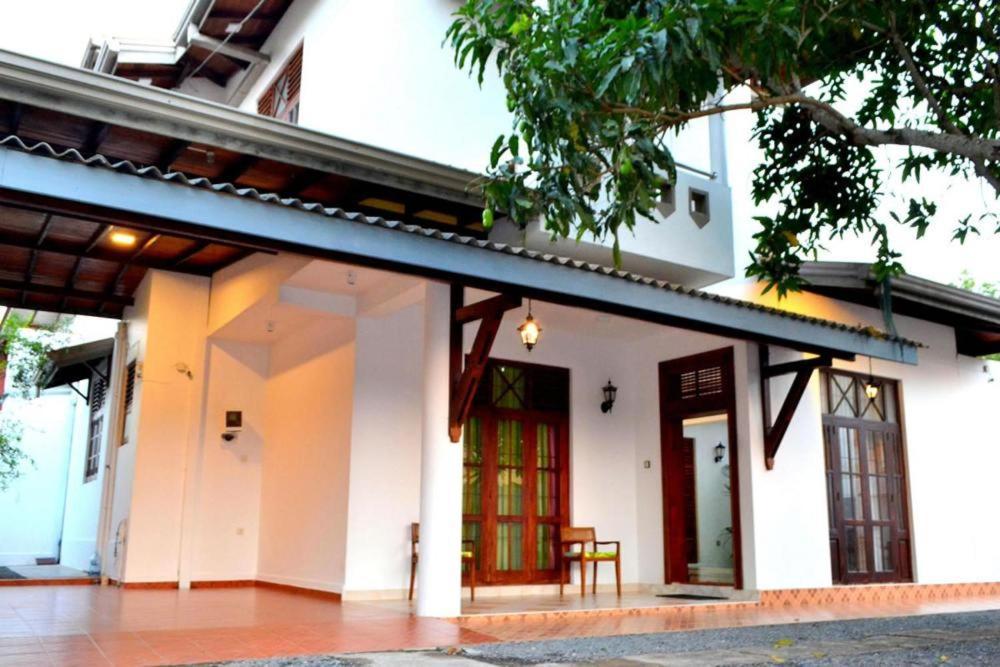 Sobaya Residence Ambalantota Exterior photo