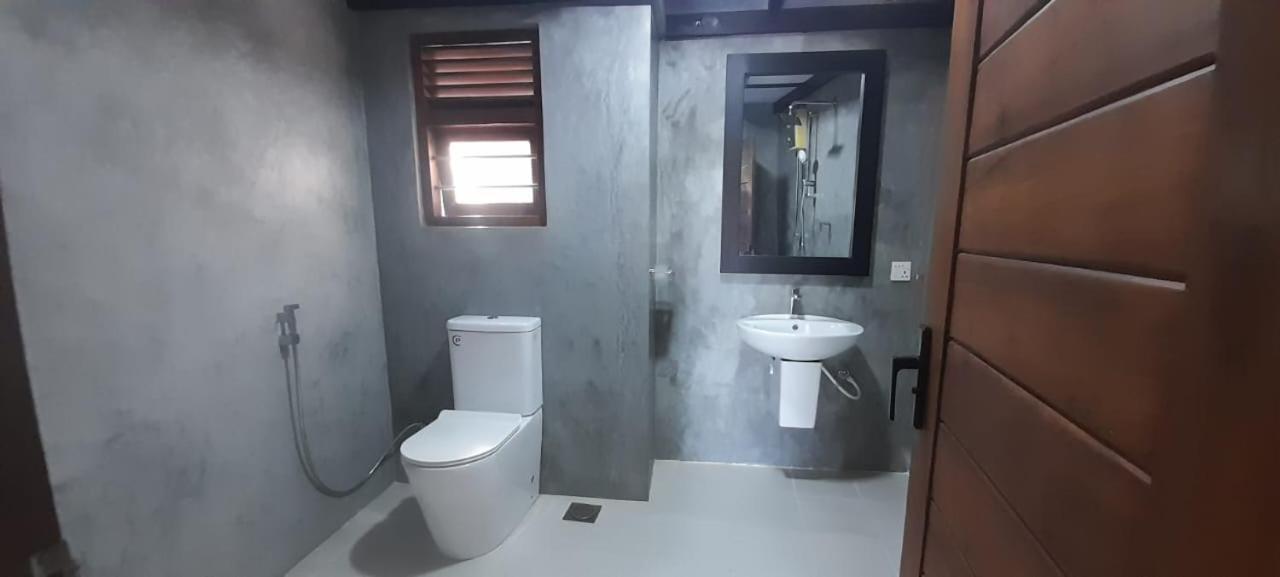 Sobaya Residence Ambalantota Exterior photo